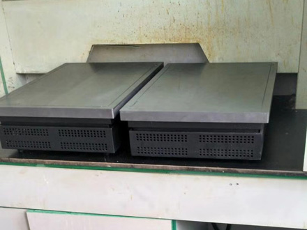 恒溫電熱板優(yōu)質(zhì)304不銹鋼板面，防腐蝕性好